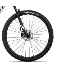 Viriešu kalnu velosipēds Rock Machine Manhattan 90-29 (III) sudrabs (Rata izmērs: 29 Rāmja izmērs: XL)